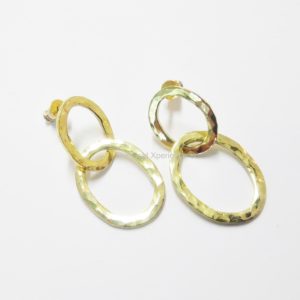 Earring hammered gold