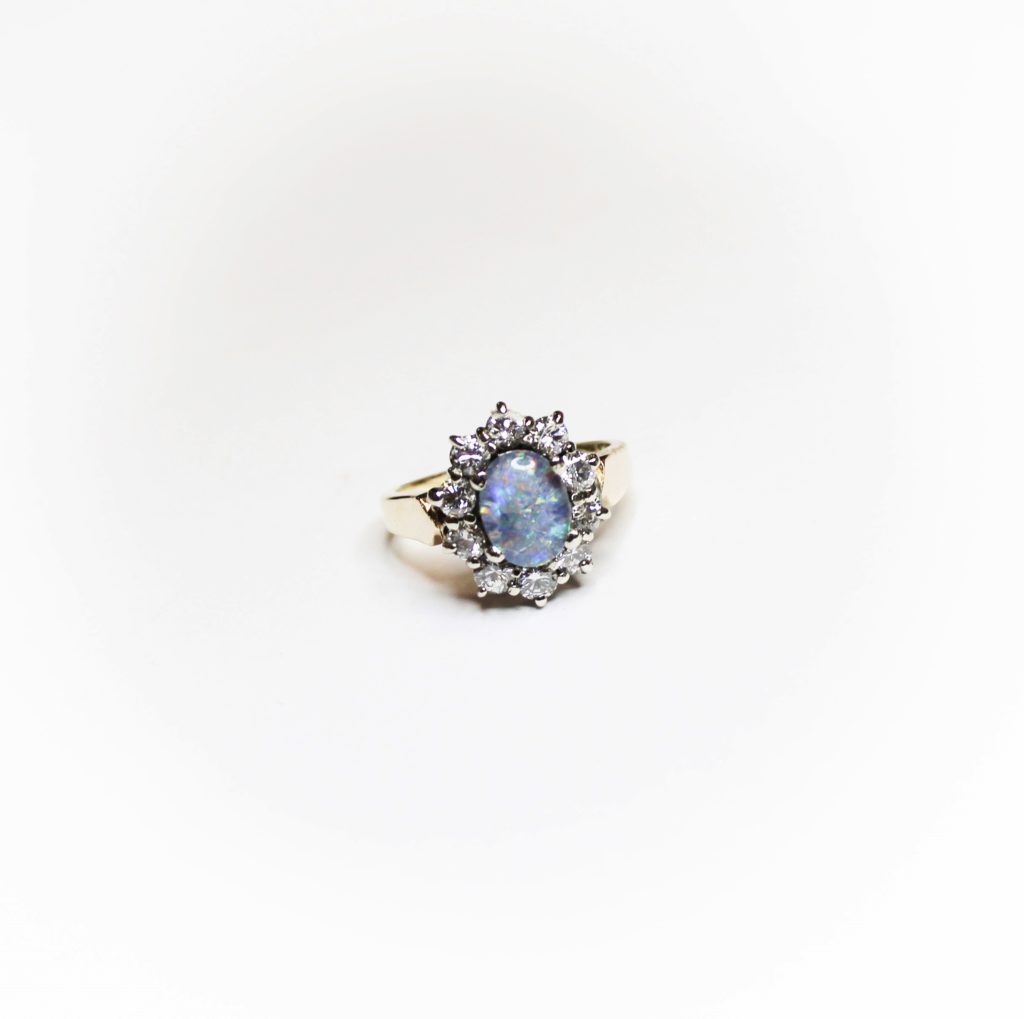 entourage ring opal gold diamond