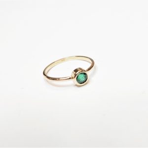 ring emerald round green gold