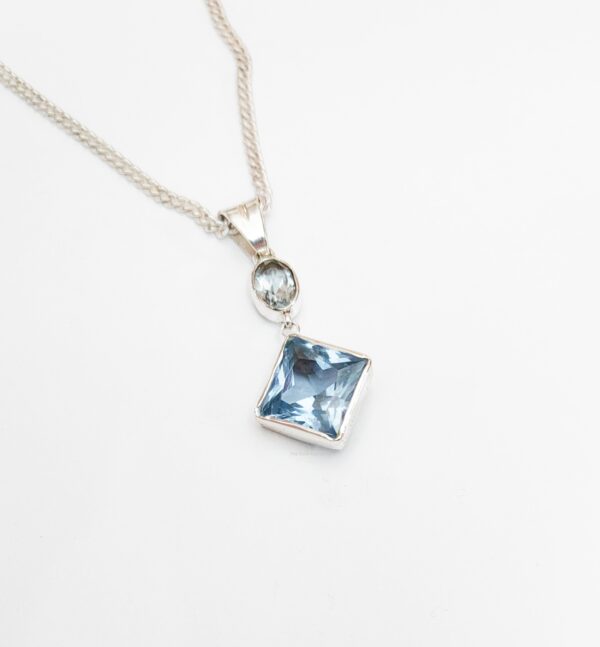 Silver necklace with topaz