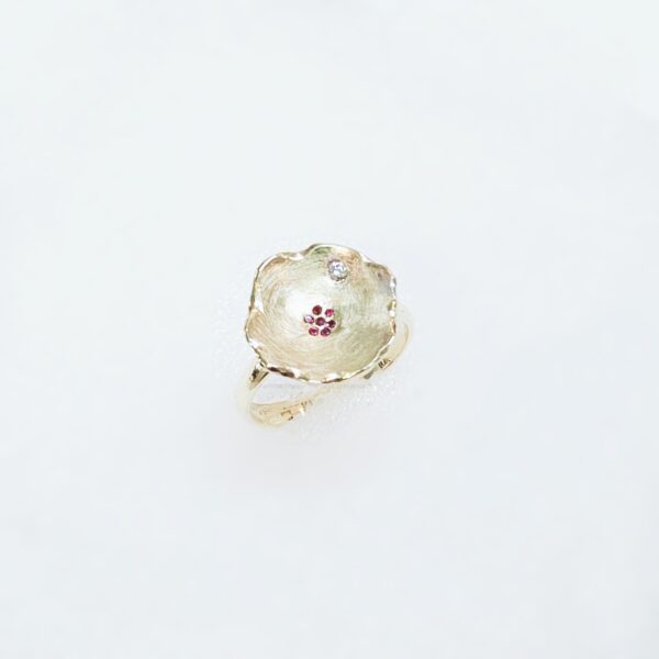 Ring Goud Bloem met Robijn – Firenze Collectie