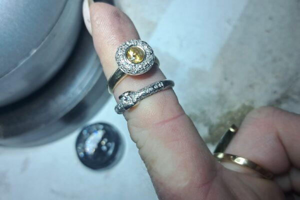 sieraad repareren nieuwe diamantjes